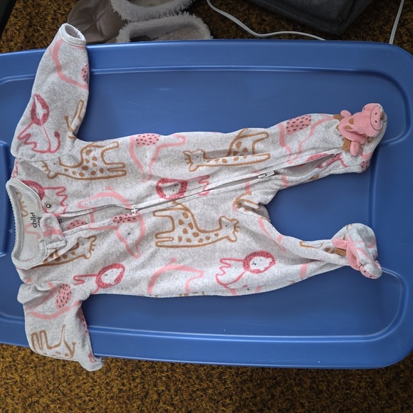 Zoo sleeper - Picture 1 of 9